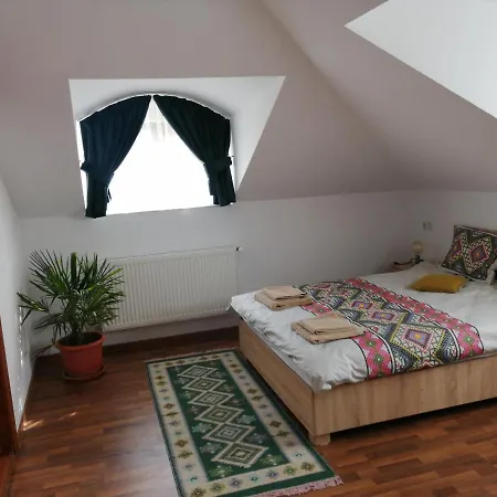 Pensiunea Pe Vale La Moco Holiday home
