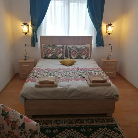 Pensiunea Pe Vale La Moco *